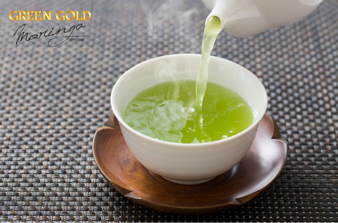 Moringa Tea: The Green Tea Alternative for Ultimate Detox & Wellness!